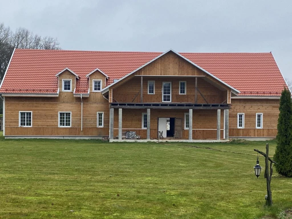 Недостроенная агроусадьба в Копыльском районе