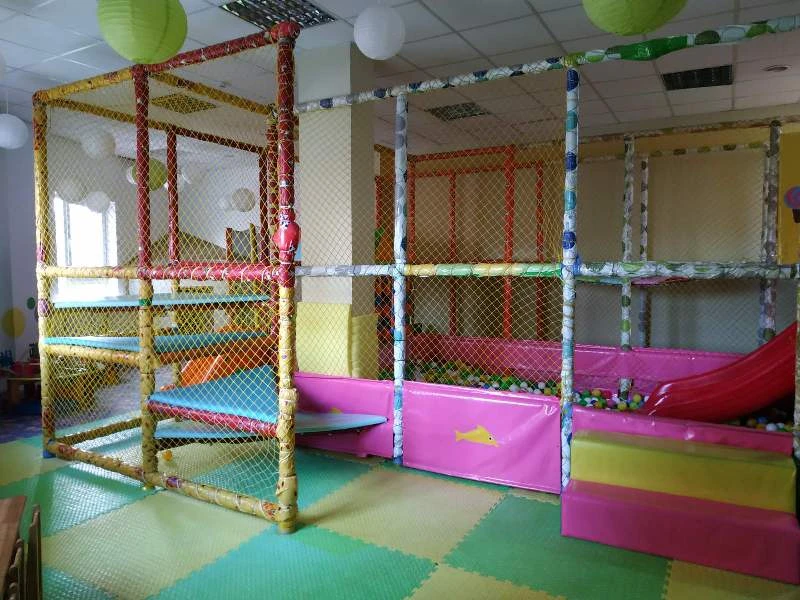 Игровой лабиринт для детской комнаты или для улицы