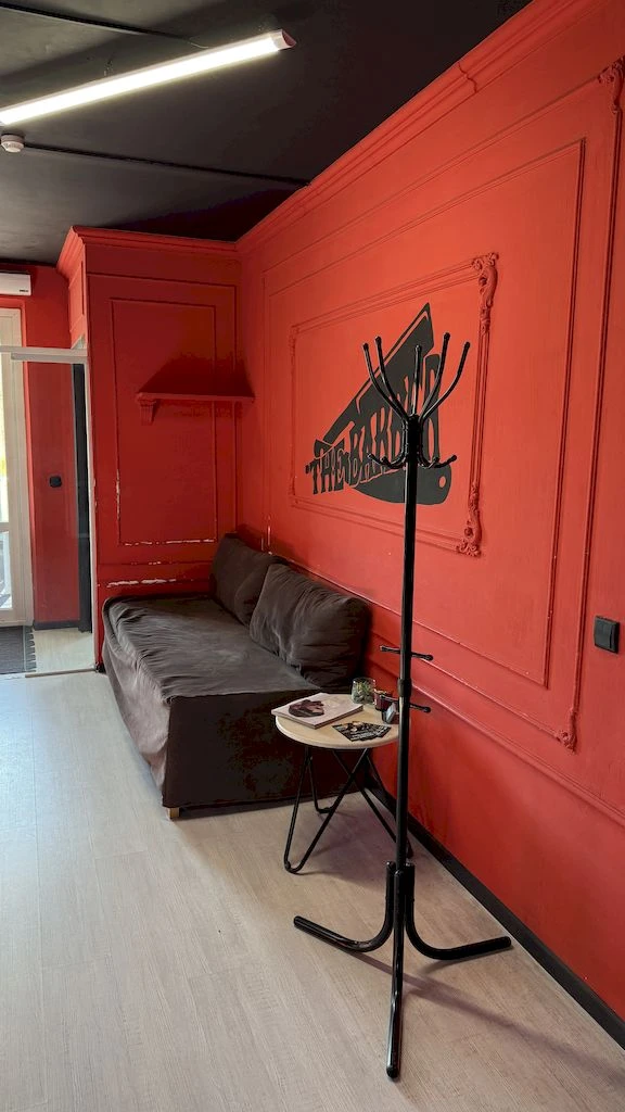 Действующий барбершоп BROS ROOM